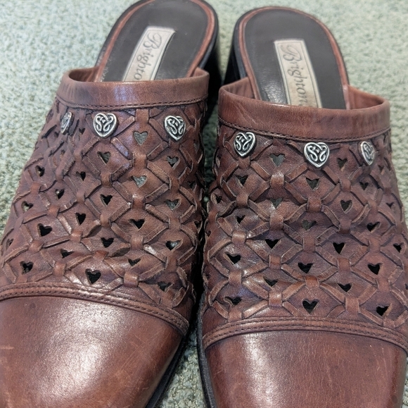 Brighton Brown Heart Cut-Out Leather Slip-On Heeled Mules Size 8.5 Cottagecore - Picture 9 of 11